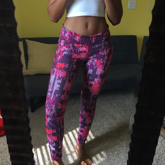 Athletic Leggings - Picture 1 of 5